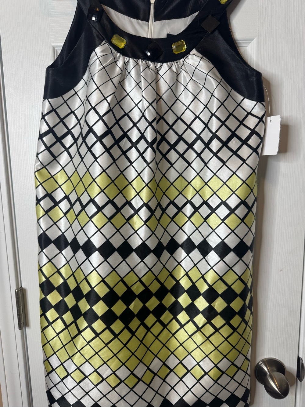 Sleeveless Printed Sheath Dress in Black, White & Lime - Unbranded